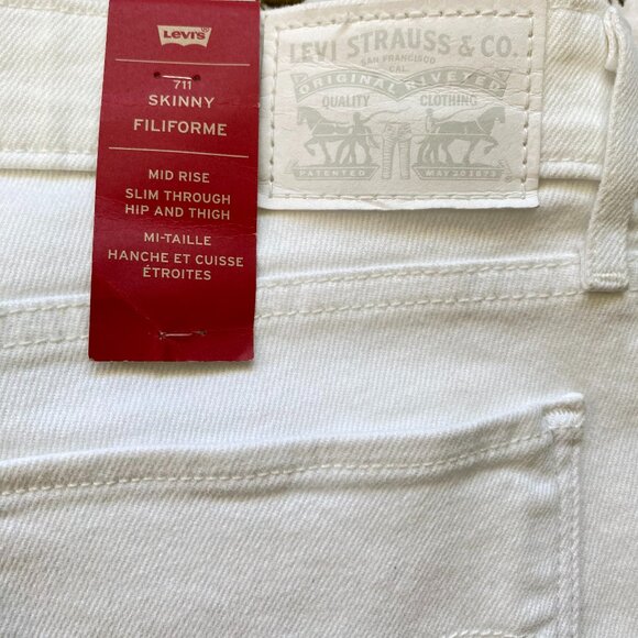 Levi's 711 Skinny White Mid Rise Jeans Sz 30/32 NWT - Picture 9 of 14